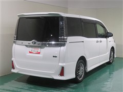 ヴォクシーHV ZS キラメキ
