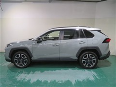 RAV4 アドベンチャー 4WD
