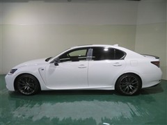 GS F ベースグレード