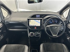 ヴォクシー hv ZS キラメキ3