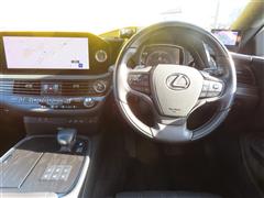 LS500h バージョンL 4WD