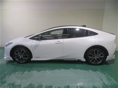 プリウス Z 4WD