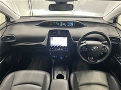 プリウス Sツーリングセレクション
