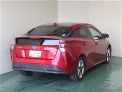 プリウスSツーリングセレクション