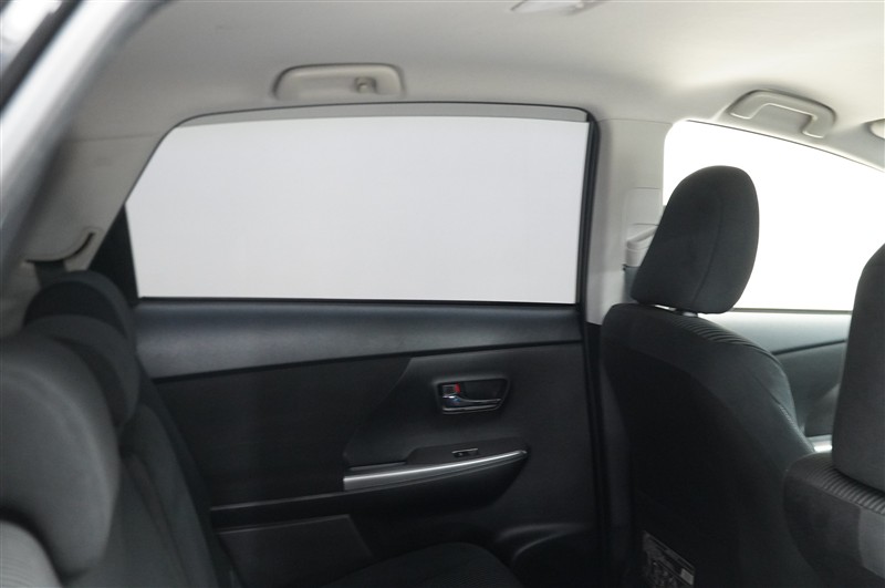 ガラスにフィルム張りあり