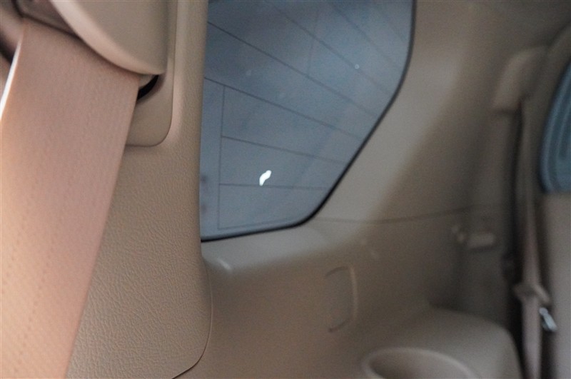 ガラスフィルム一部破れ