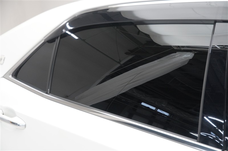 ガラスにフィルム張りあり