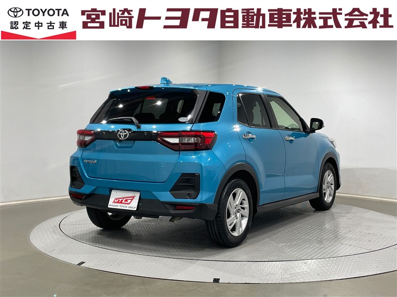 樹脂製バックドア変形有り