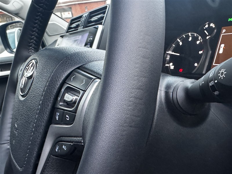 ハンドルカバ－外し跡