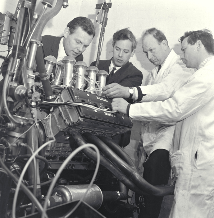 技術革新の足跡 フォード コスワースdfv F1最多勝の汎用エンジン 1967年 トヨタ自動車のクルマ情報サイト Gazoo