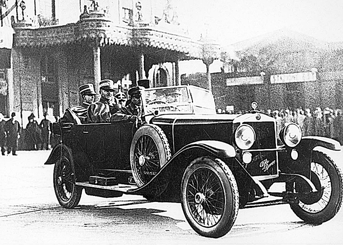 アウトバーンとハイウェイ(1933年) | トヨタ自動車のクルマ情報サイト