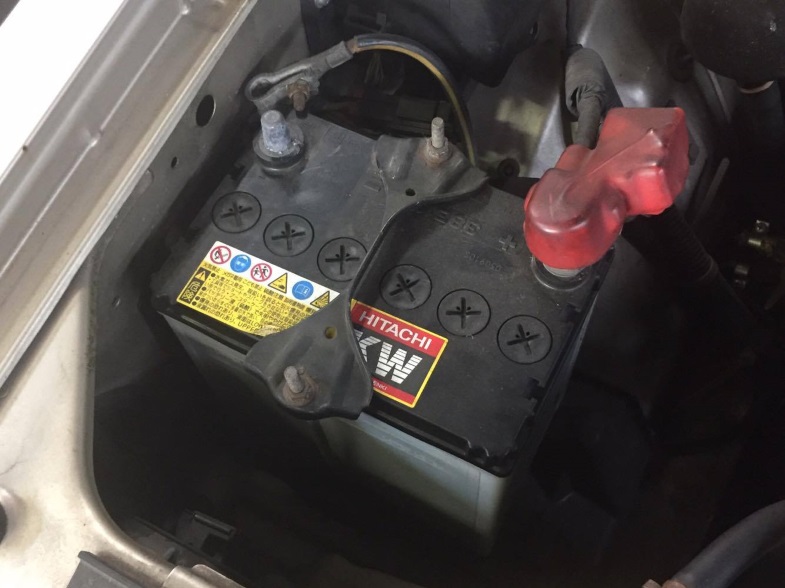 バッテリーが上がってしまったら ジャンプスタートの方法 トヨタ自動車のクルマ情報サイト Gazoo