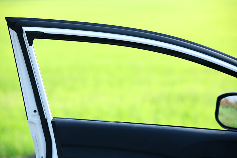 運転好きな女性必見 おさえておきたい ドライブ時の紫外線対策 トヨタ自動車のクルマ情報サイト Gazoo