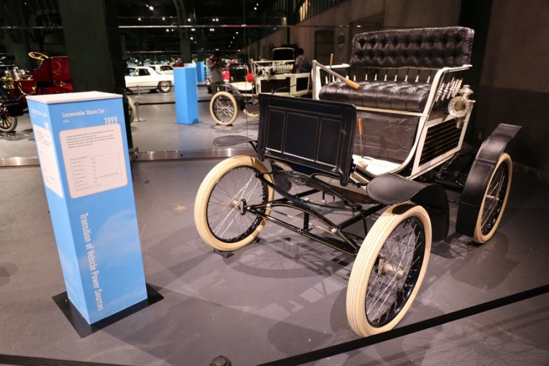 ロコモビル スチームカー（1902年・アメリカ）