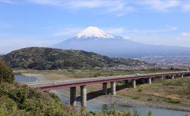 2019 年は東名 50 周年！ 東名高速道路○×クイズ