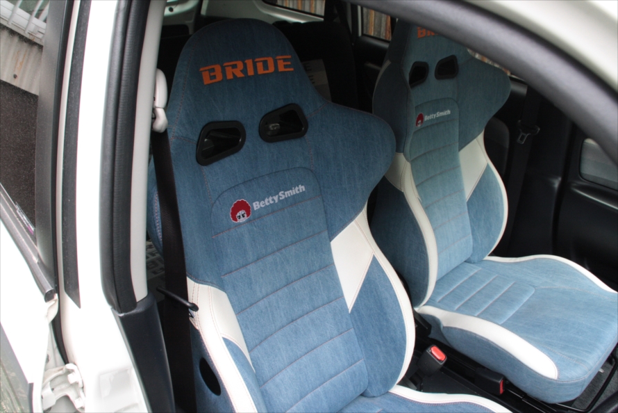 シートメーカー Bride がeスポーツ専用シートを開発中 トヨタ自動車のクルマ情報サイト Gazoo