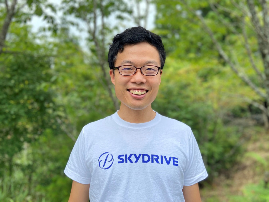 SkyDrive社の代表取締役・福澤知浩氏。東京大学工学部を卒業後にトヨタ自動車に入社。2014年に有志団体CARTIVATORに参加し、2018年に同団体の代表に。2018年7月にSkyDrive社代表取締役に就任。