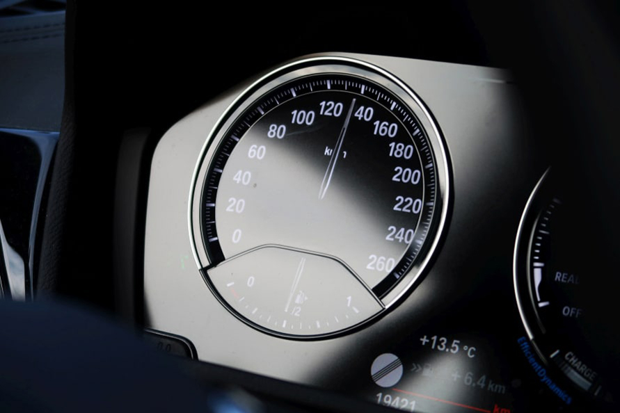 速度制限のない場所もある 海外の高速道路の最高速度ってどのくらい トヨタ自動車のクルマ情報サイト Gazoo