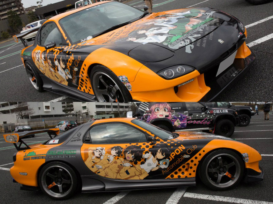 今回のイベントで「ねとらぼ賞」＆「車の大辞典cacaca賞」のダブル受賞を果たしたRX-7。描かれているキャラクターは『ガールズ＆パンツァー』の主人公達が通う学校の自動車部のキャラクター。ちなみに作中では2代目トヨタ・ソアラを部活動で使用している