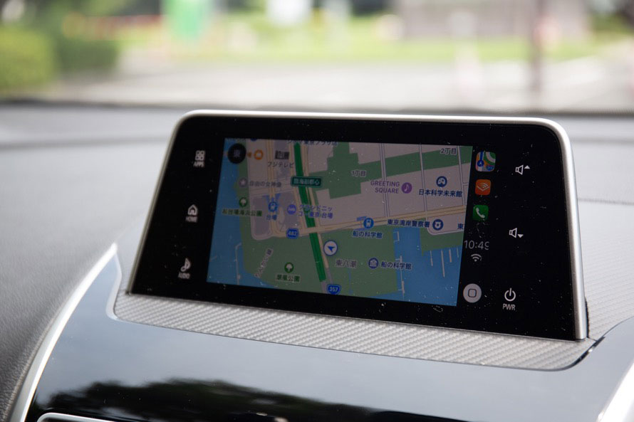 「Apple CarPlay」でマップアプリを使用したところ。9月配信予定のiOS 12にてGoogle Mapなどが利用できるようになるようだ