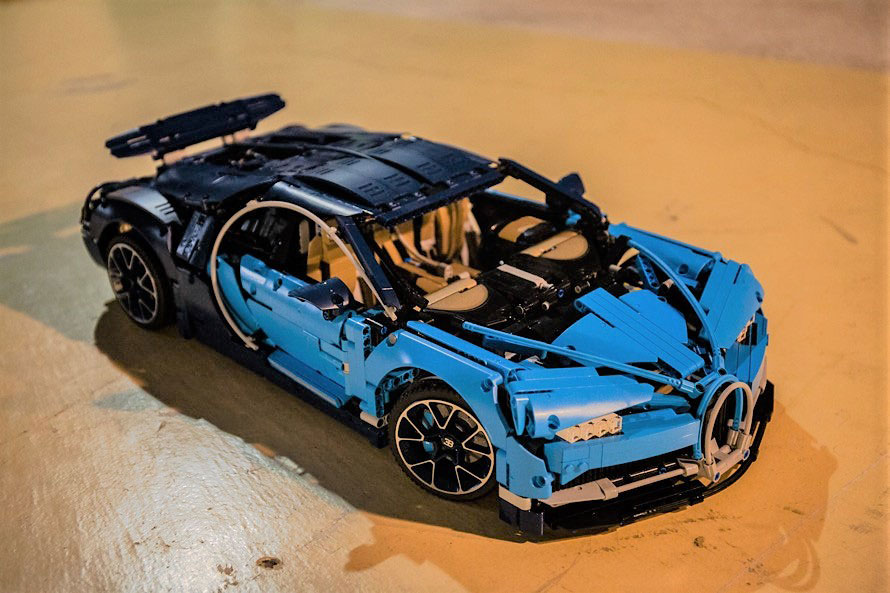 3599個の レゴ で作る3億円のスーパーカー ブガッティ シロン トヨタ自動車のクルマ情報サイト Gazoo
