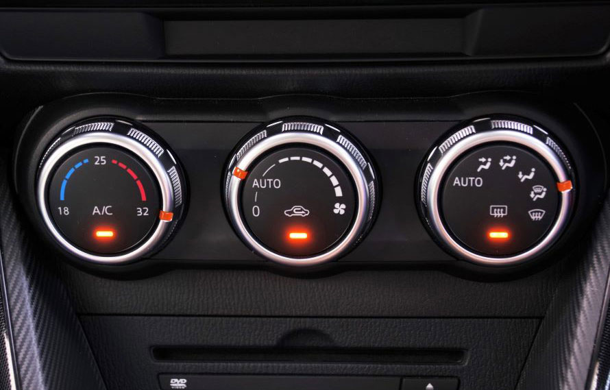 どうして暖かくなる 意外と知らないクルマのヒーターの仕組み トヨタ自動車のクルマ情報サイト Gazoo