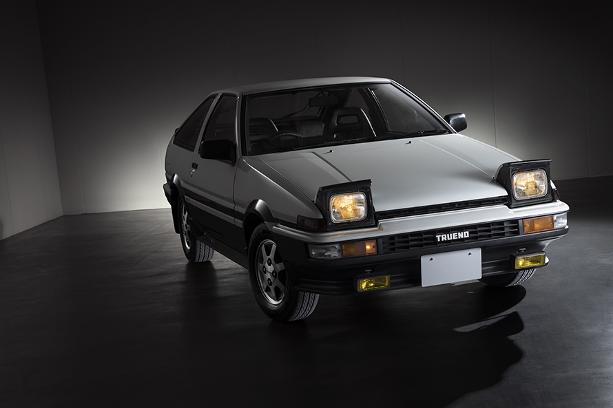 スプリンタートレノ Ae86 1986年式 現存車を撮影して 当時のカタログをパロディ制作してみた トヨタ自動車のクルマ情報サイト Gazoo