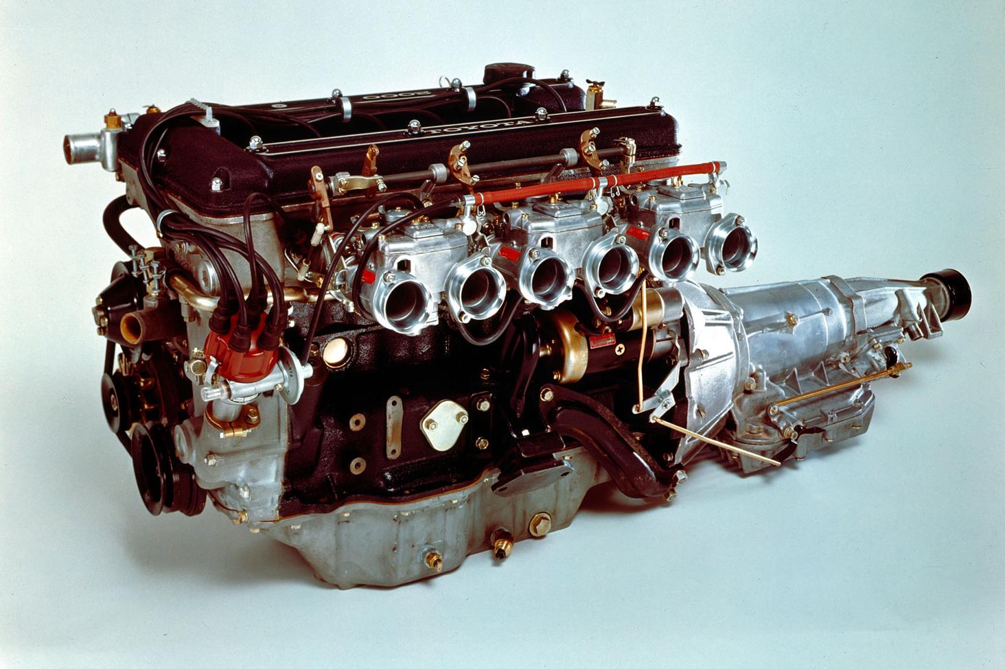 Gazoo クルマクイズ Q 30 1967年に発売された 2リッター直列6気筒dohcエンジンを搭載する日本の高性能スポーツカーは クルマクイズ トヨタ自動車のクルマ情報サイト Gazoo