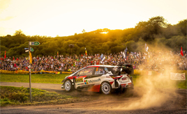 【トヨタ WRC】第10戦初日、昨年優勝のタナックが総合1位に立つ
