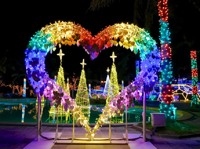 星が彩るイルミネーションイベントを開催 カヌチャリゾートへドライブ 沖縄県名護市 トヨタ自動車のクルマ情報サイト Gazoo