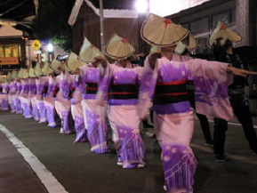 胡弓の音色と優美な踊り「飯田風の盆」を訪ねて　石川県珠洲市