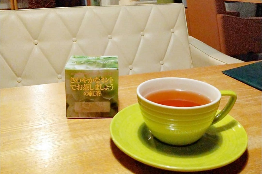 ティーフリー（紅茶）は食事を注文するとセットで付いてくる。単品は680円（税別）。