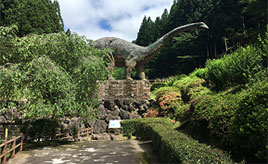 怖い？ビックリ？恐竜たちと洞窟探検が楽しめる小原洞窟恐竜ランド　和歌山県かつらぎ町
