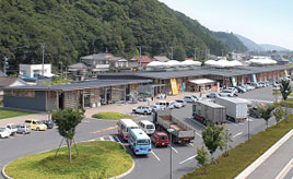 足湯と温泉が併設された道の駅！好評のバイキングも楽しみながらリフレッシュ　宮城県石巻市