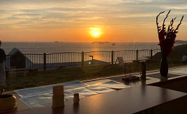 長崎屈指のロマンチックな夕日スポット！角力灘を望む道の駅でひと休み　長崎県長崎市