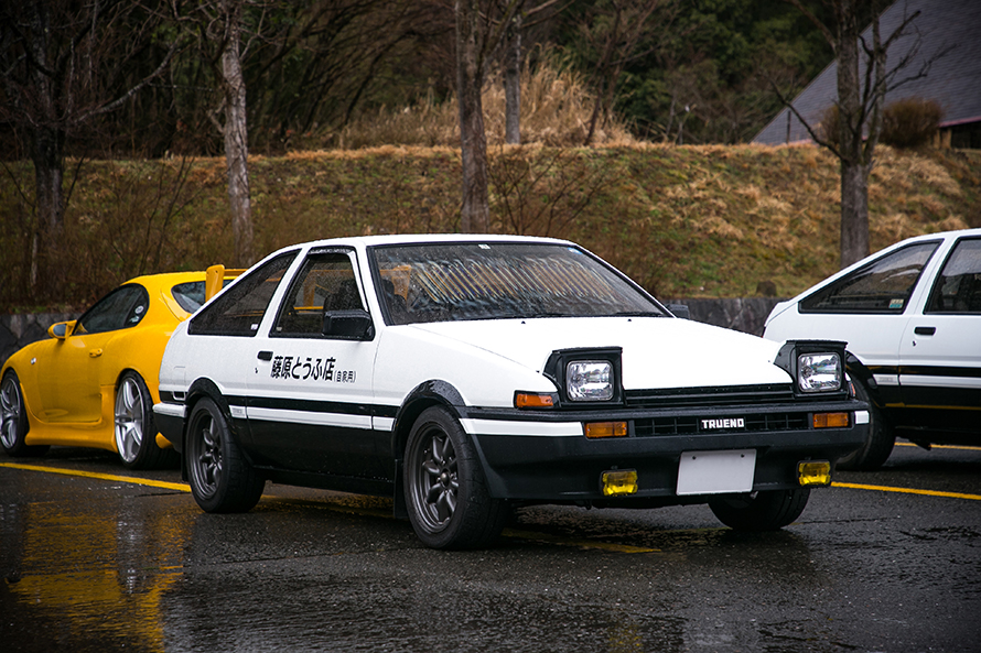 イニシャルdに憧れて手に入れたのは トヨタが展示に使ったあのハチロク トヨタ自動車のクルマ情報サイト Gazoo