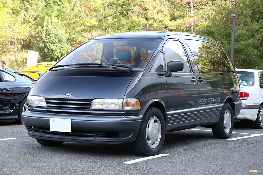 トヨタ エスティマ ツインムーンルーフ（1995年式）