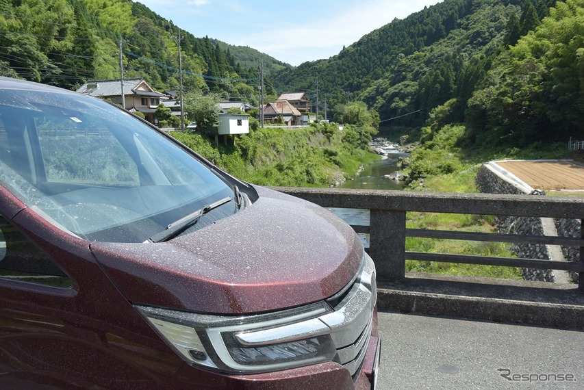 福岡・八女地方の山中をドライブ。
