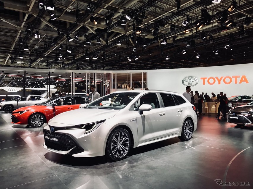 Toyota Corolla Touring Sports New Type (Paris Motor Show 2018)