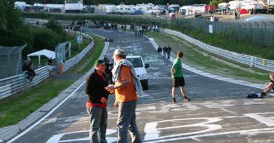 モータースポーツ文化に触れる モリゾウのドライバー挑戦記 07 16年 トヨタ自動車のクルマ情報サイト Gazoo