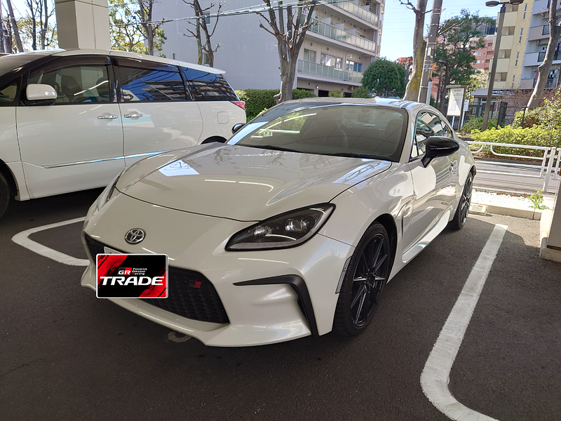 トヨタ GR86 RZ